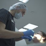 Болит десна после удаления зуба