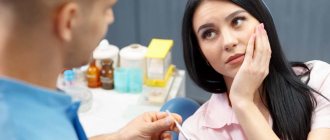 A girl consults a dentist with pain after dental implantation